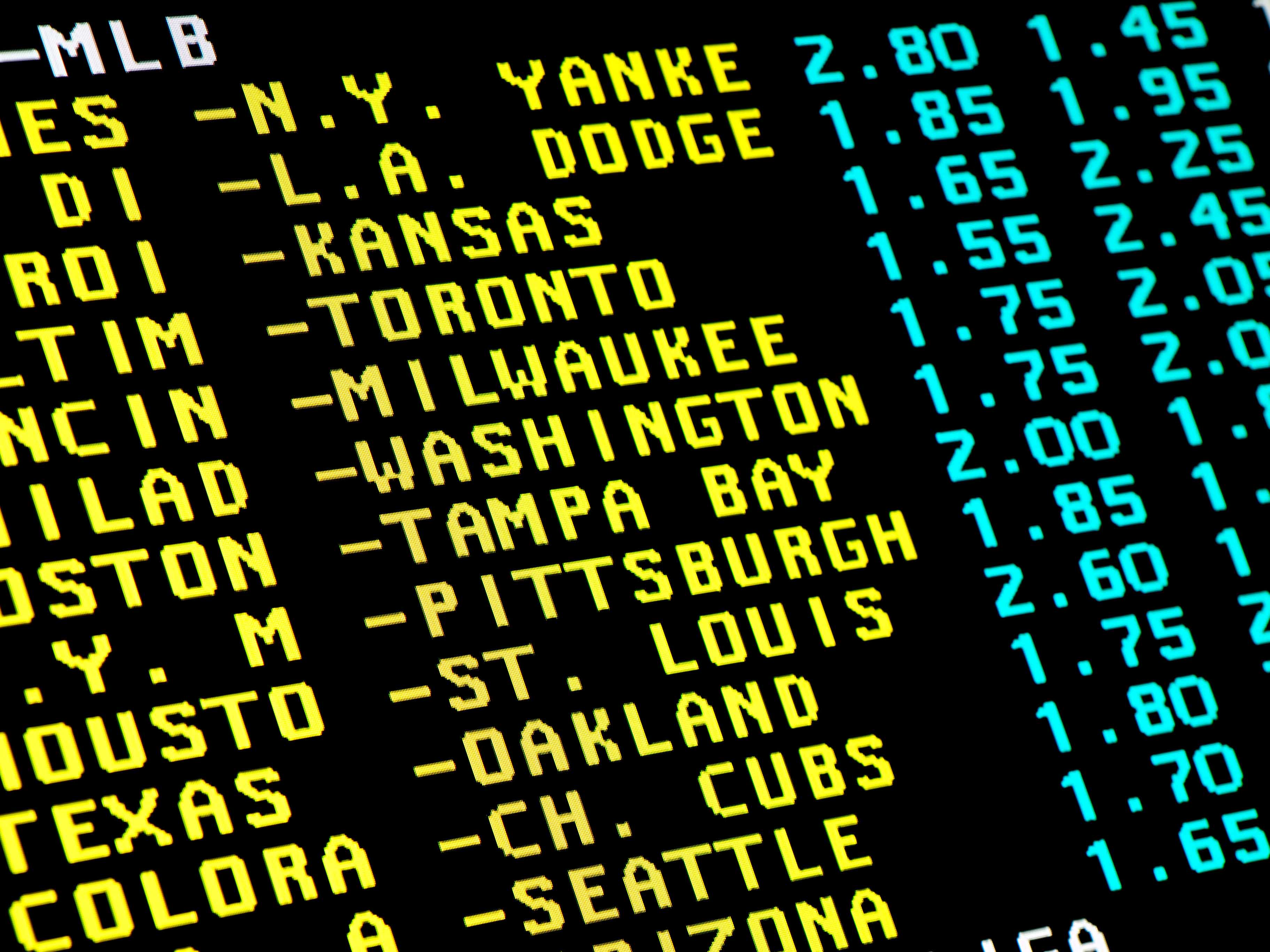 Kalshi vs Sports Betting: A Comparison and Strategies for Success
